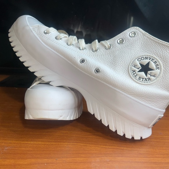 CONVERSE CHUCK TAYLOR ALL STAR LUGGED 2.0 - Picture 4 of 9